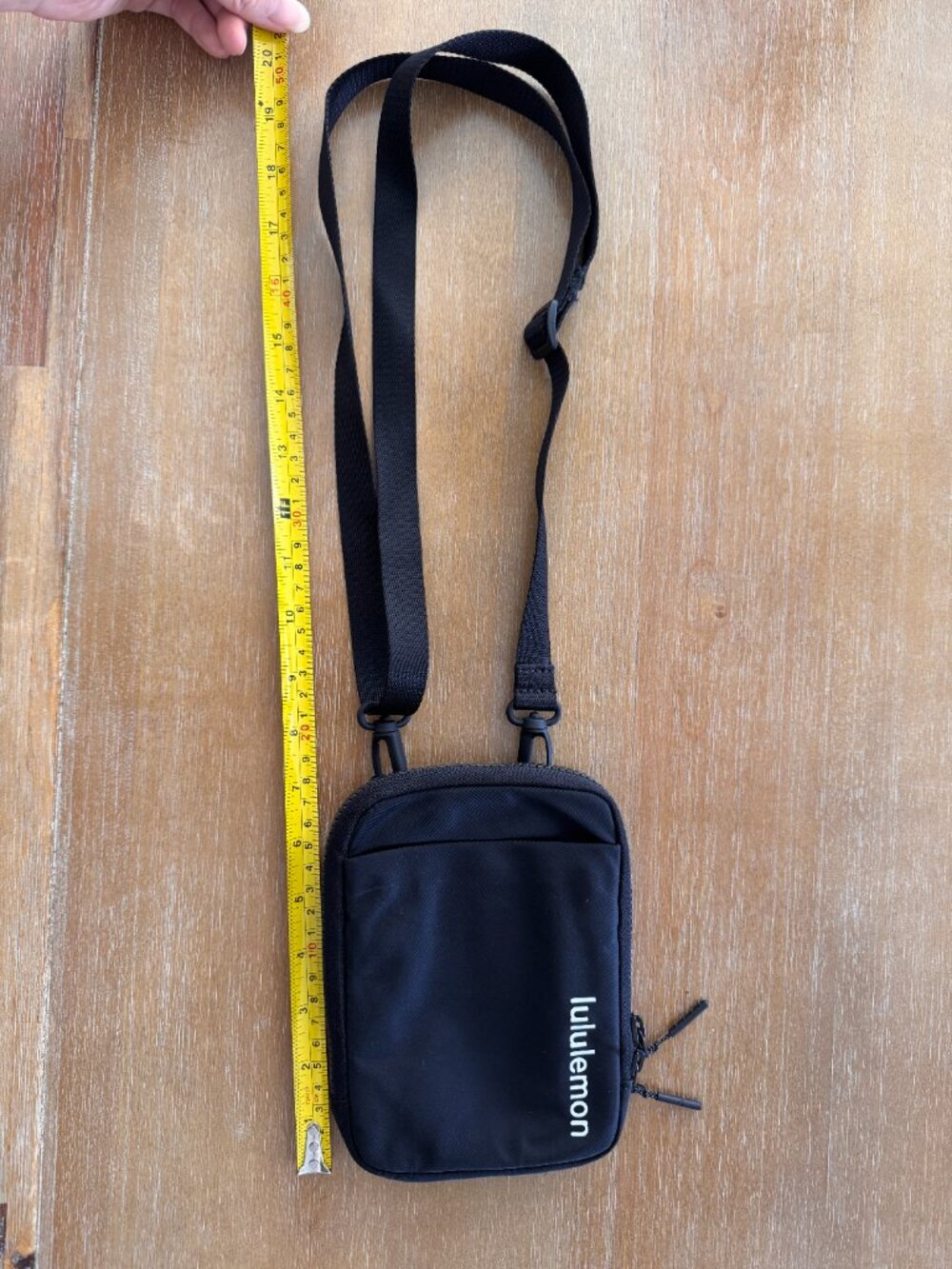 Lululemon Easy Access Crossbody Black Belt Bag - Picture 2 of 5